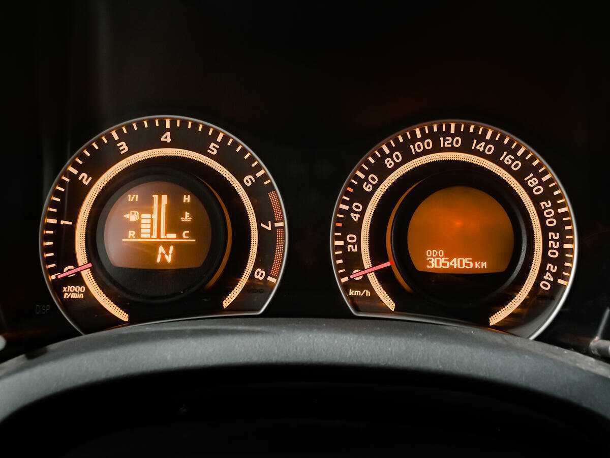 Купить Toyota Auris с пробегом. Фото: #8