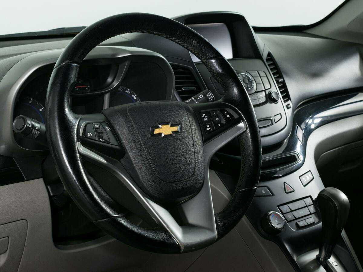 Купить Chevrolet Orlando с пробегом. Фото: #11