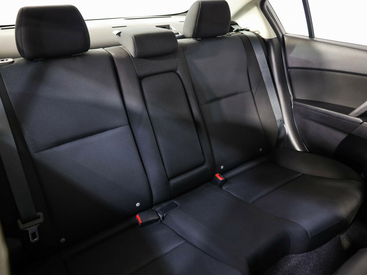 Купить Mazda 3 с пробегом. Фото: #17