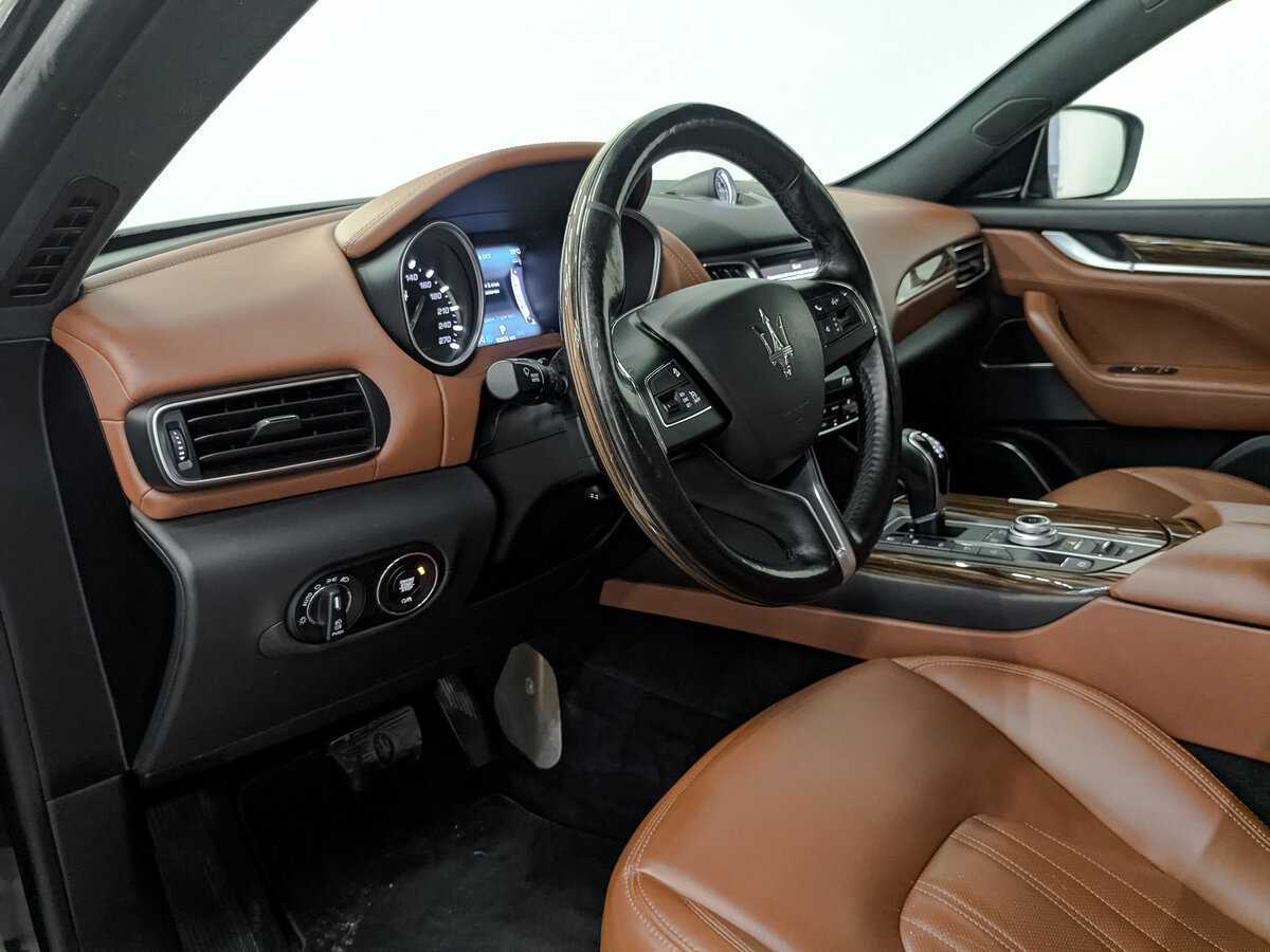 Купить Maserati Levante с пробегом. Фото: #14