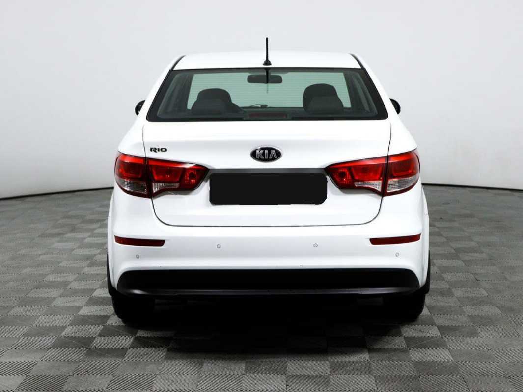 Купить Kia Rio с пробегом. Фото: #5