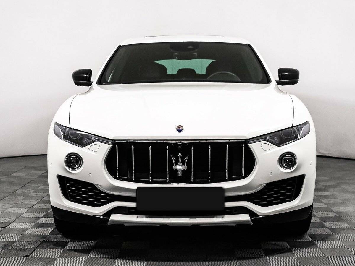 Купить Maserati Levante с пробегом. Фото: #1