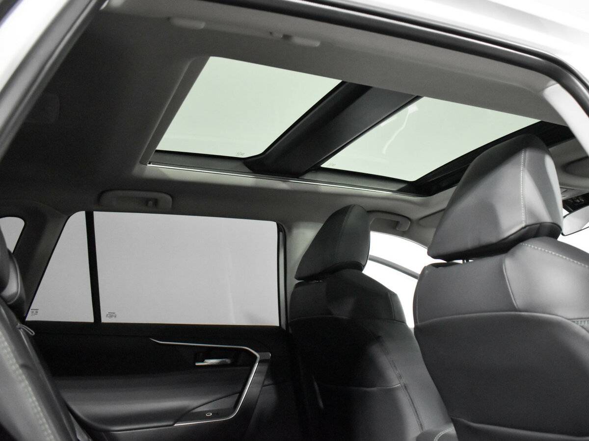 Купить Toyota RAV4 с пробегом. Фото: #13