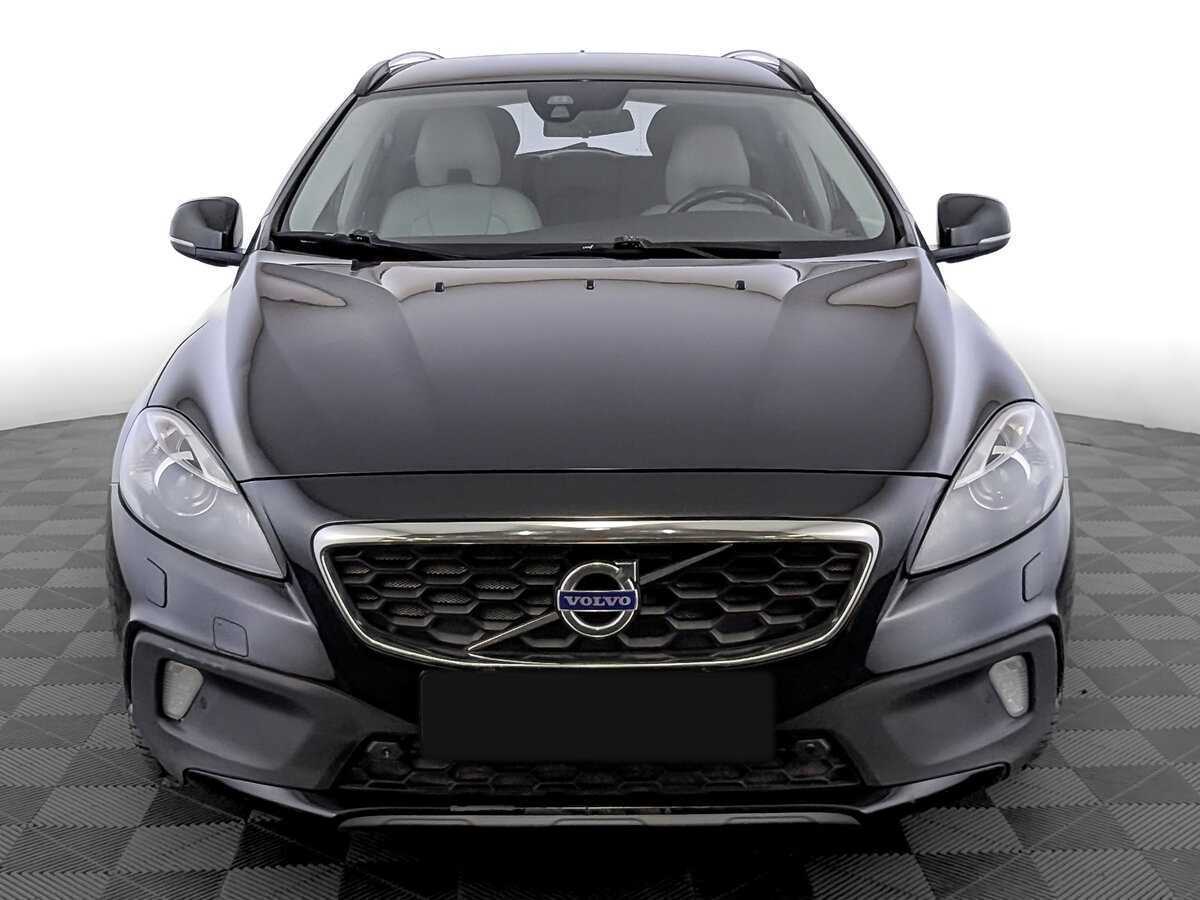 Купить Volvo V40 с пробегом. Фото: #1