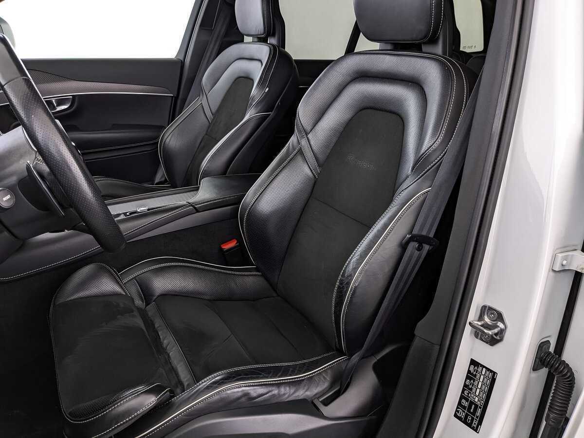 Купить Volvo XC90 с пробегом. Фото: #19