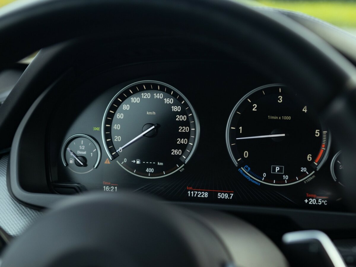 Купить BMW X5 с пробегом. Фото: #18