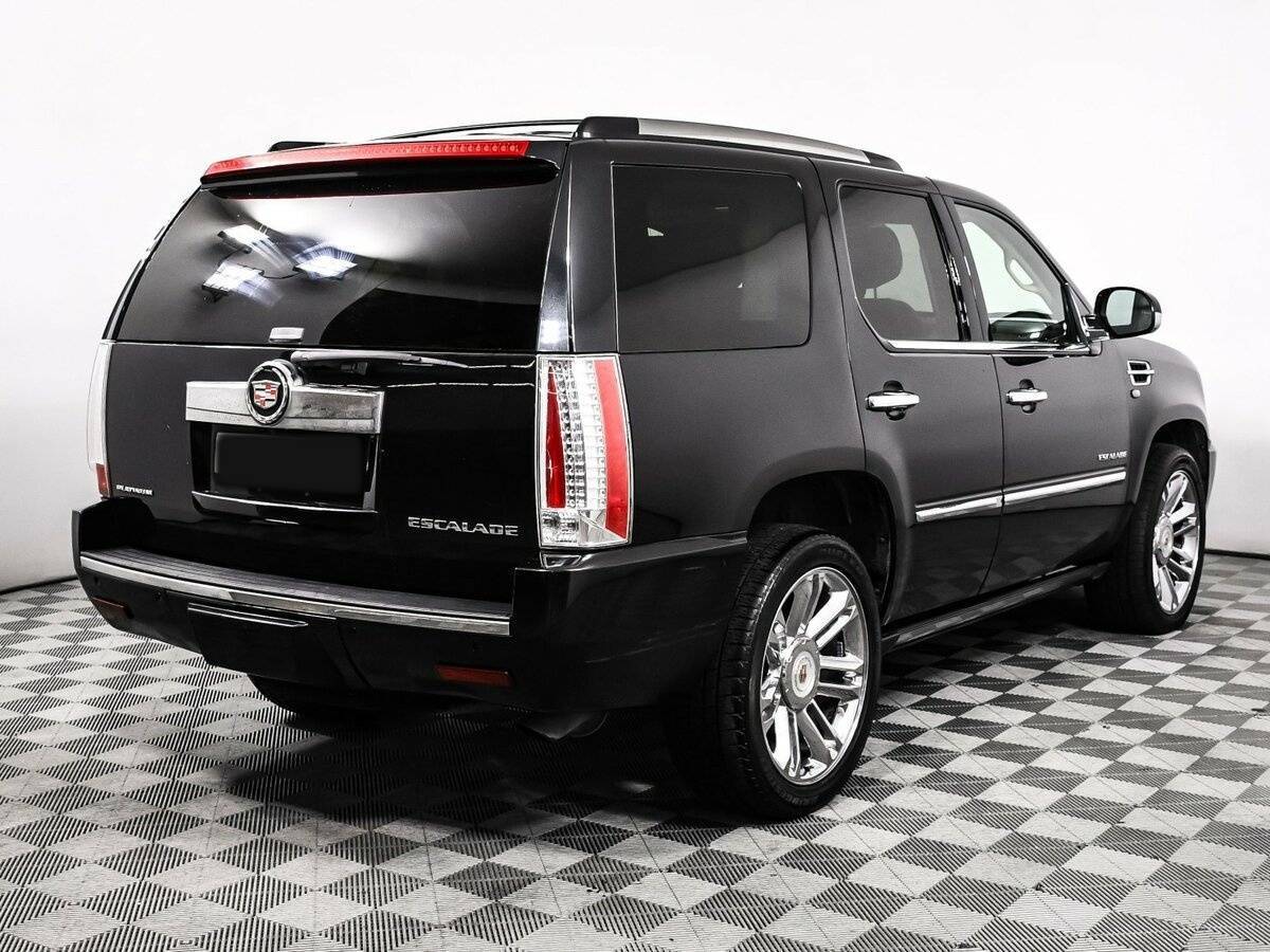 Купить Cadillac Escalade с пробегом. Фото: #4
