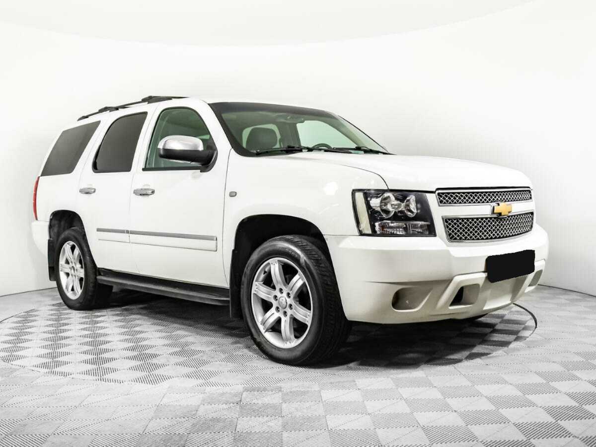 Купить Chevrolet Tahoe с пробегом. Фото: #2