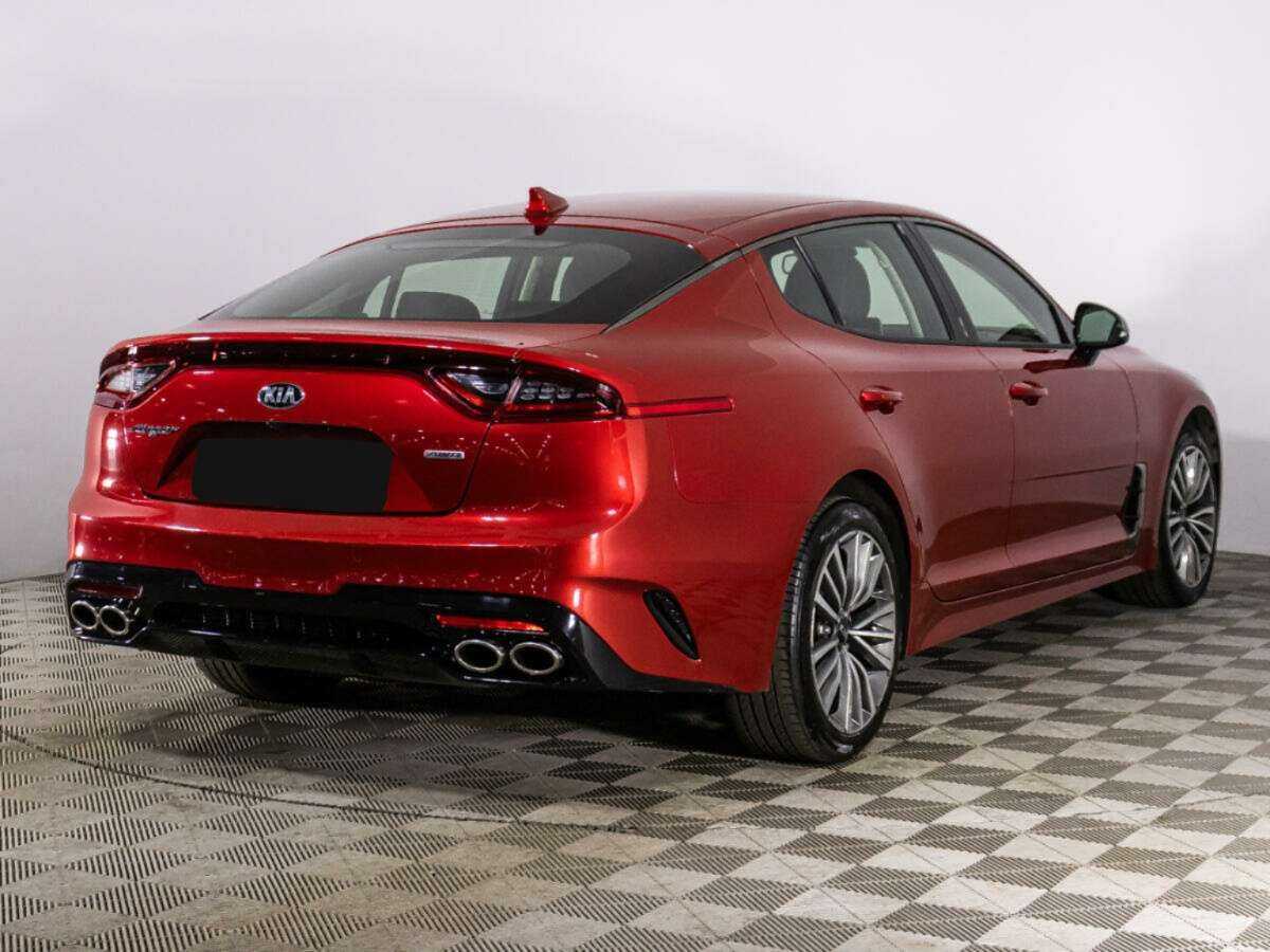 Купить Kia Stinger с пробегом. Фото: #4
