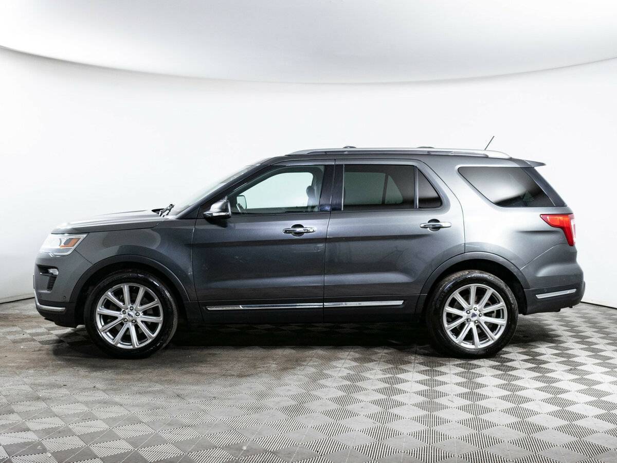 Купить Ford Explorer с пробегом. Фото: #7