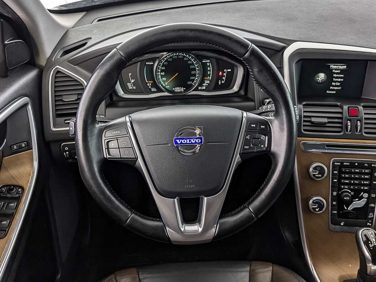 Купить Volvo XC60 с пробегом. Фото: #21