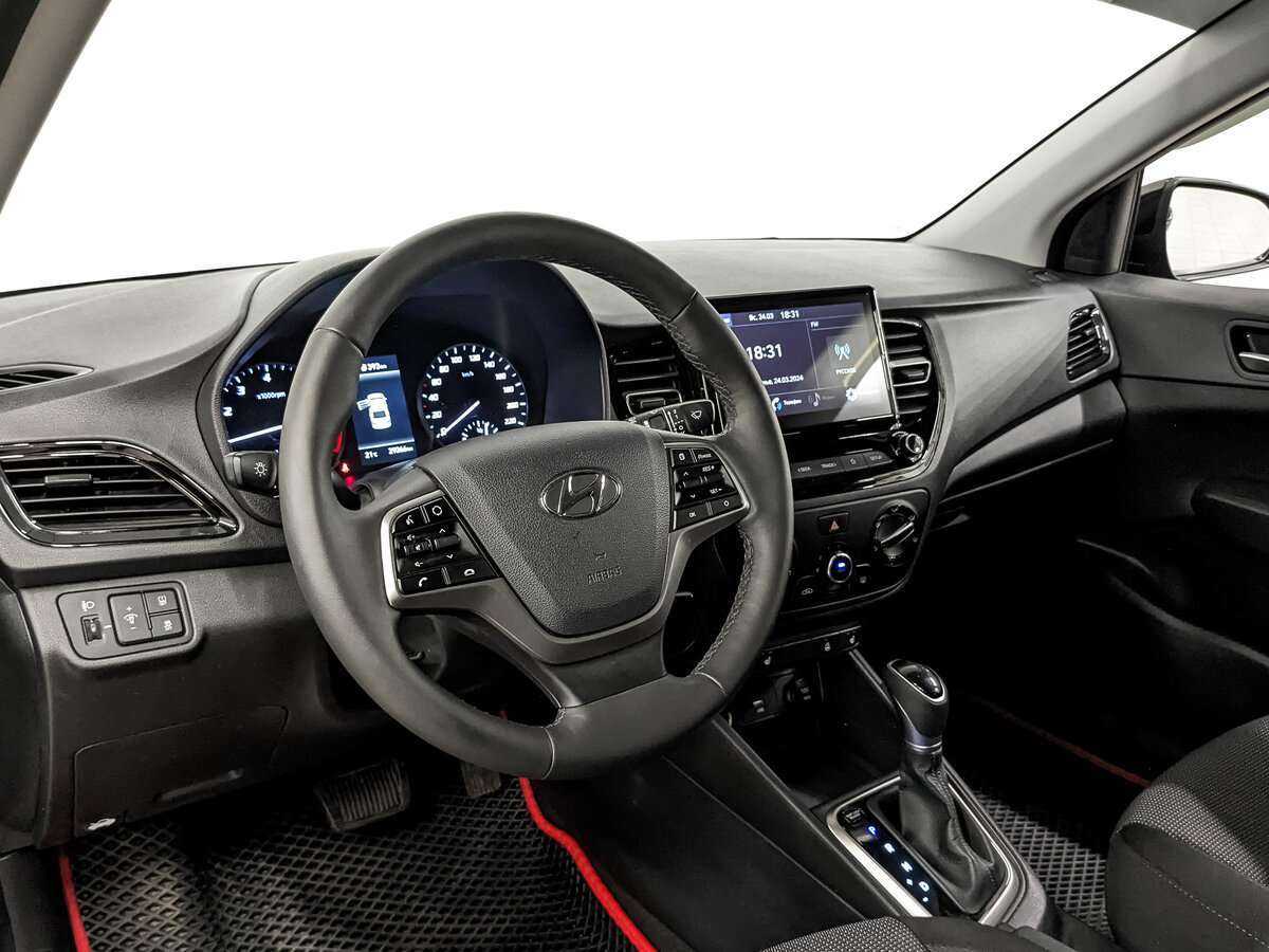 Купить Hyundai Solaris с пробегом. Фото: #10