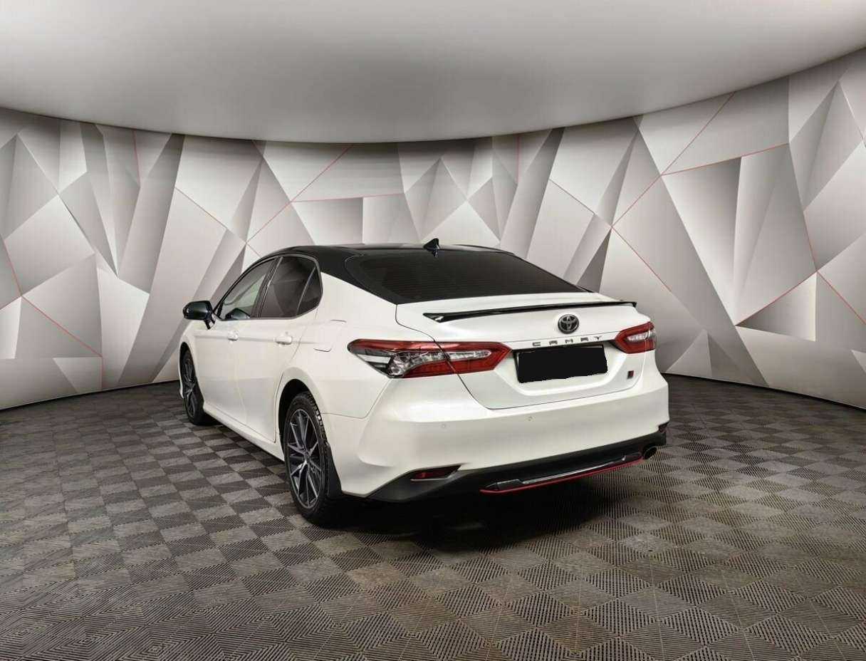 Купить Toyota Camry с пробегом. Фото: #3