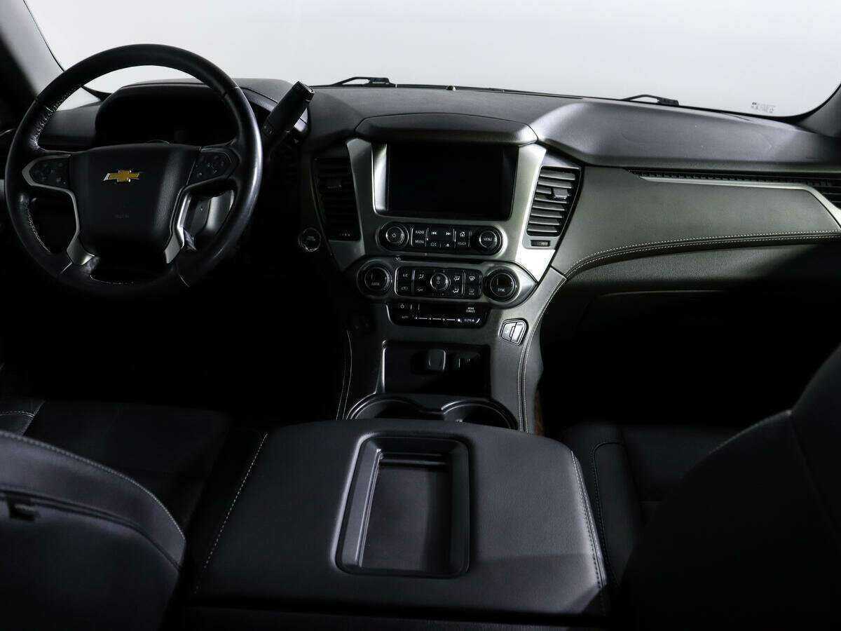 Купить Chevrolet Tahoe с пробегом. Фото: #11