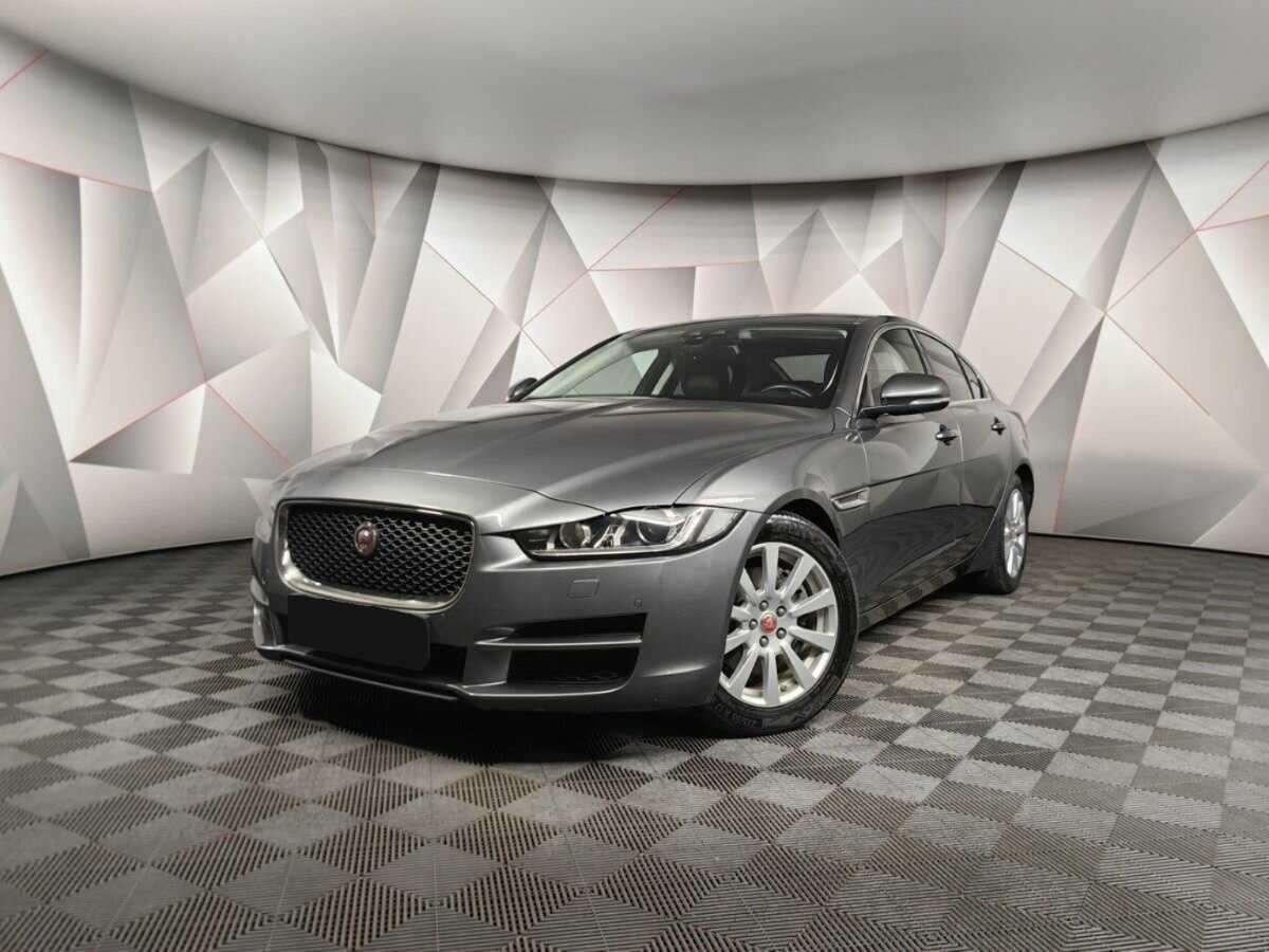 Купить Jaguar XE с пробегом. Посмотреть фото