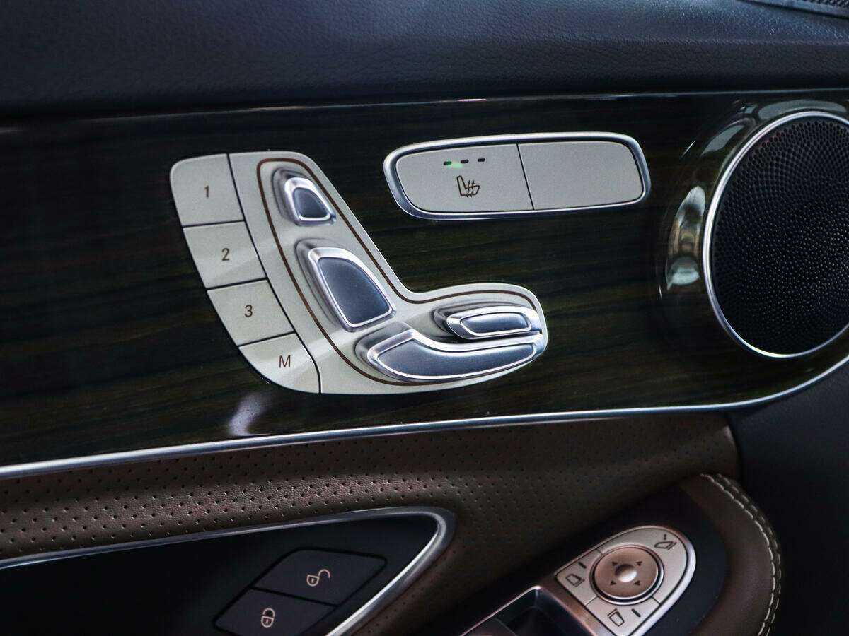 Купить Mercedes-Benz C-Класс с пробегом. Фото: #19