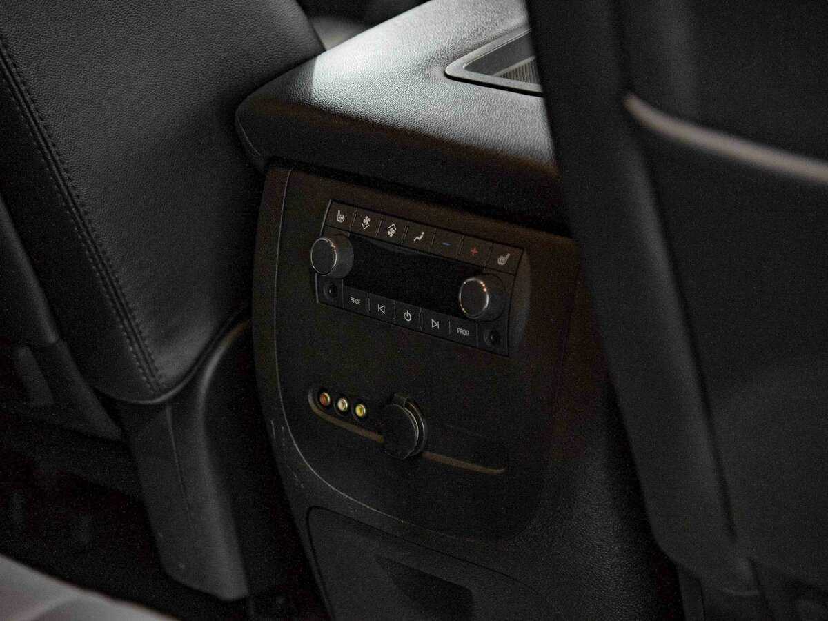 Купить Chevrolet Tahoe с пробегом. Фото: #15