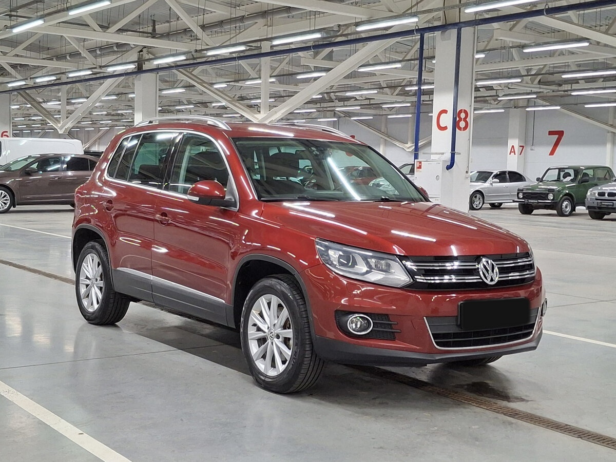 Купить Volkswagen Tiguan с пробегом. Фото: #2