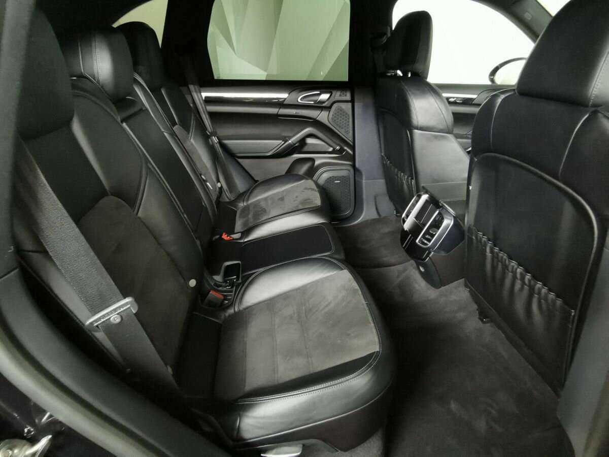 Купить Porsche Cayenne с пробегом. Фото: #9