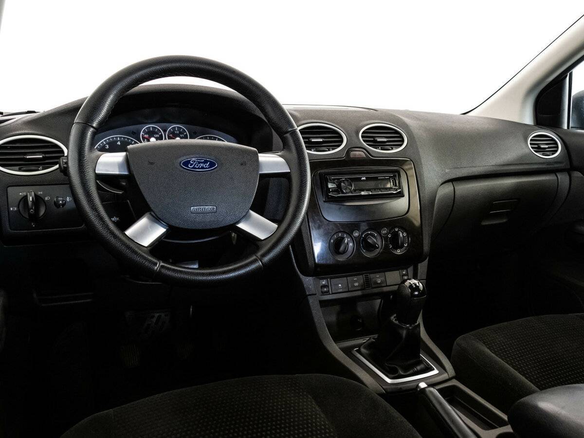 Купить Ford Focus с пробегом. Фото: #10