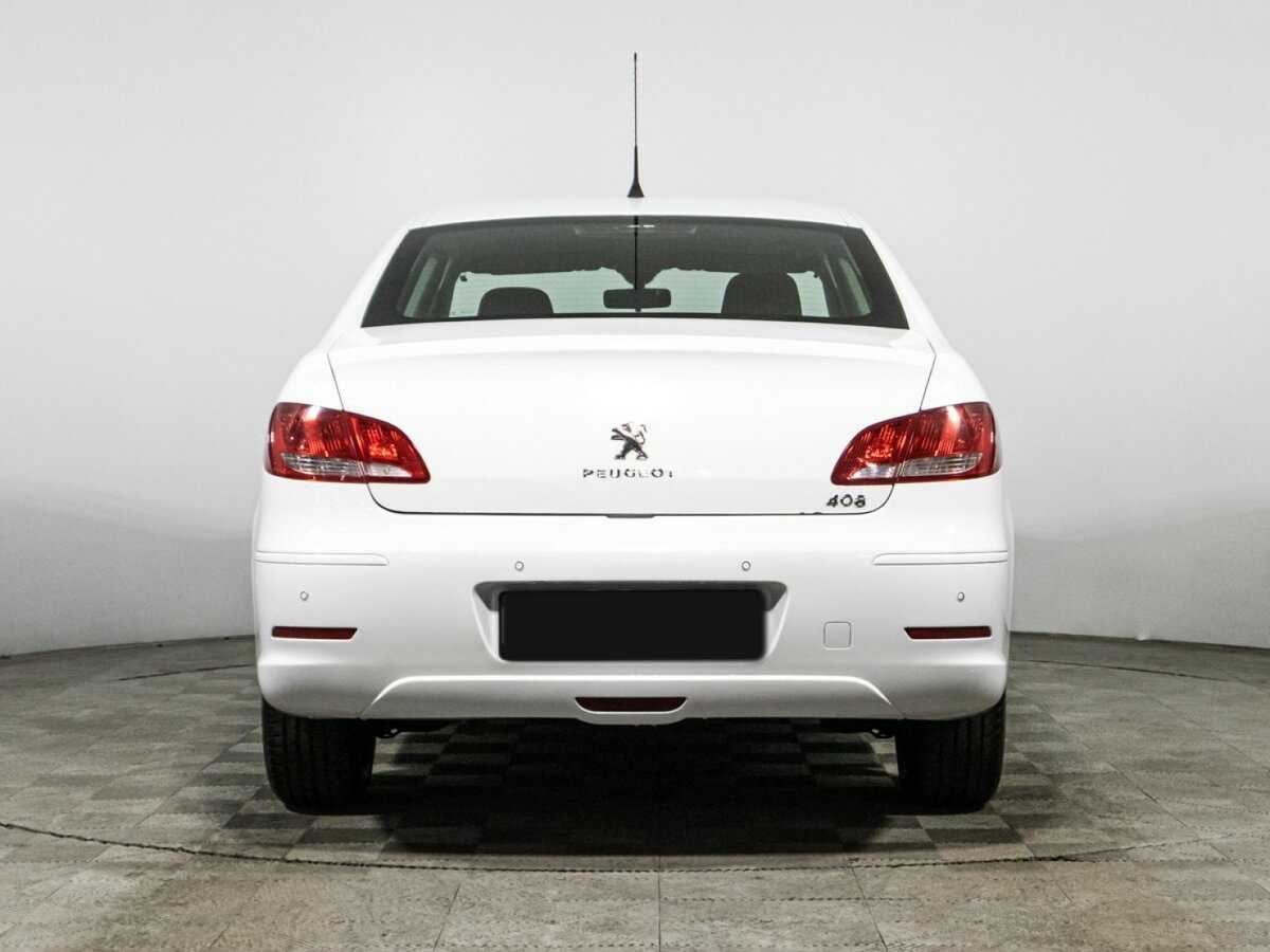 Купить Peugeot 408 с пробегом. Фото: #5