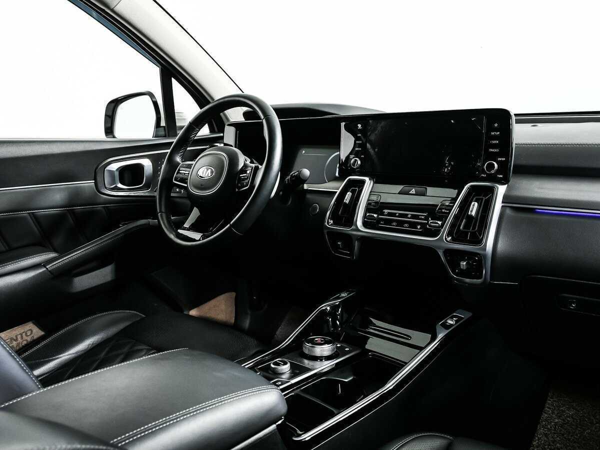 Купить Kia Sorento с пробегом. Фото: #8