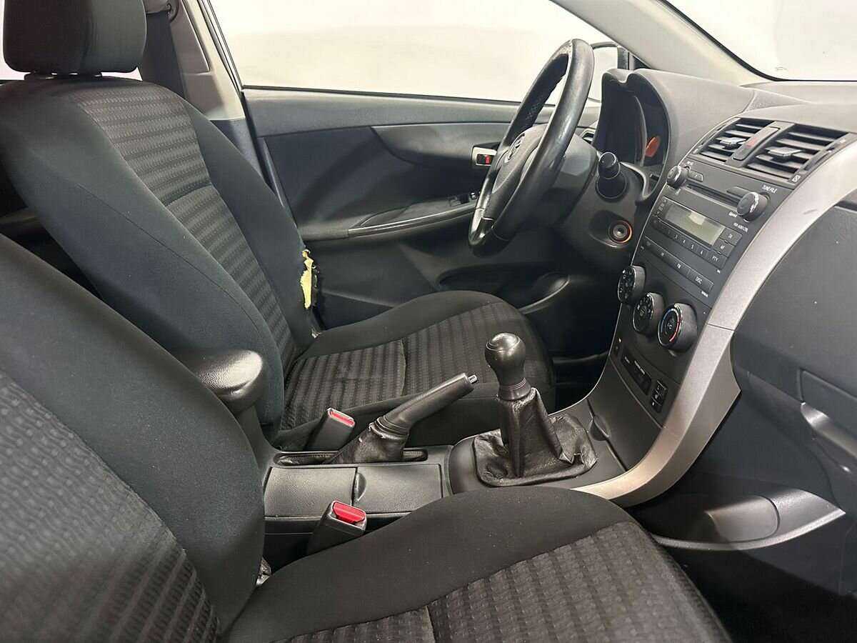 Купить Toyota Corolla с пробегом. Фото: #9
