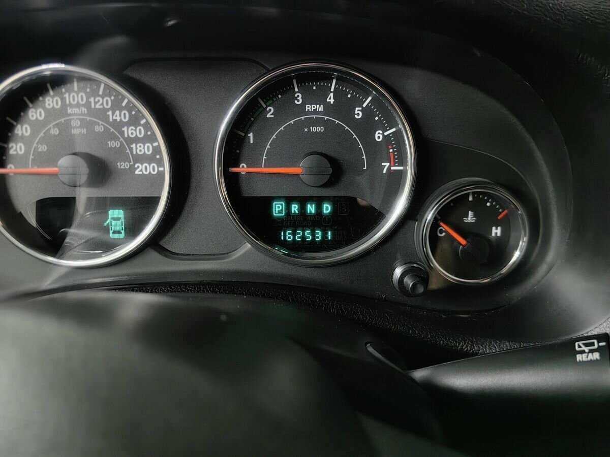 Купить Jeep Wrangler с пробегом. Фото: #15