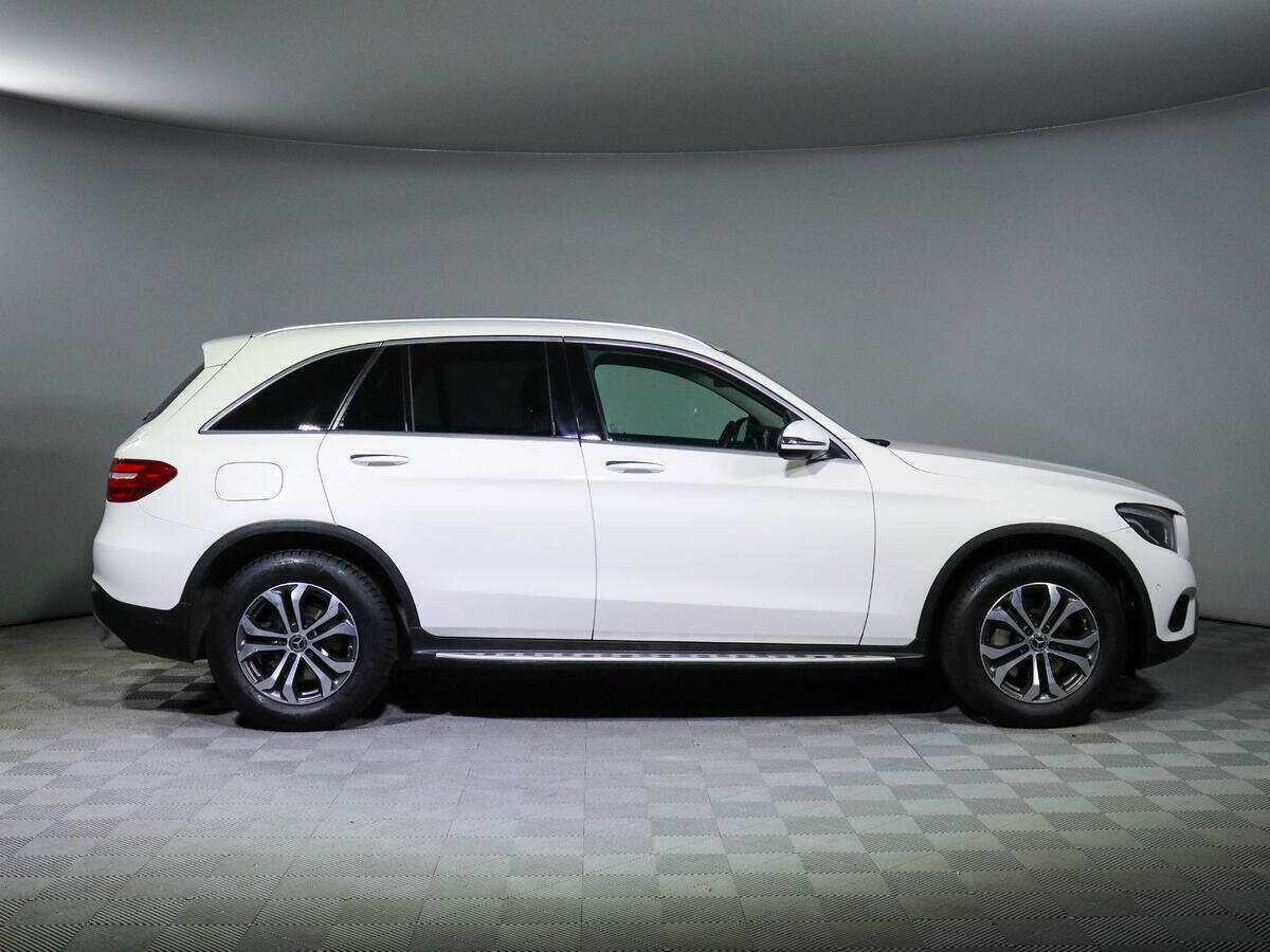 Купить Mercedes-Benz GLC с пробегом. Фото: #3