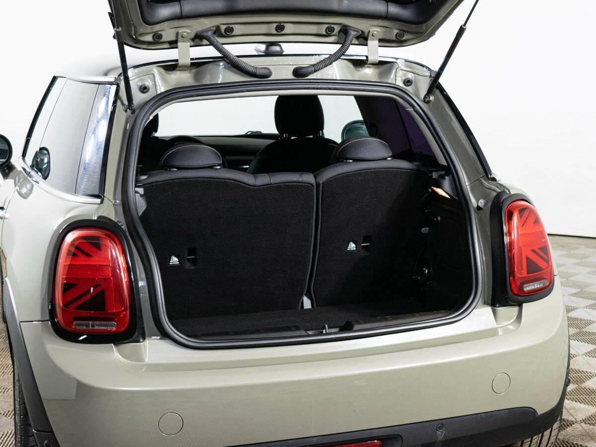 Купить Mini Hatch с пробегом. Фото: #8