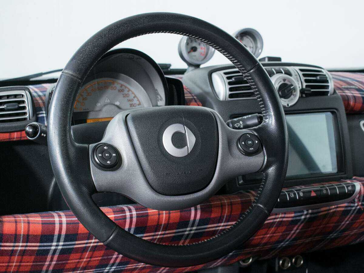 Купить Smart Fortwo с пробегом. Фото: #11