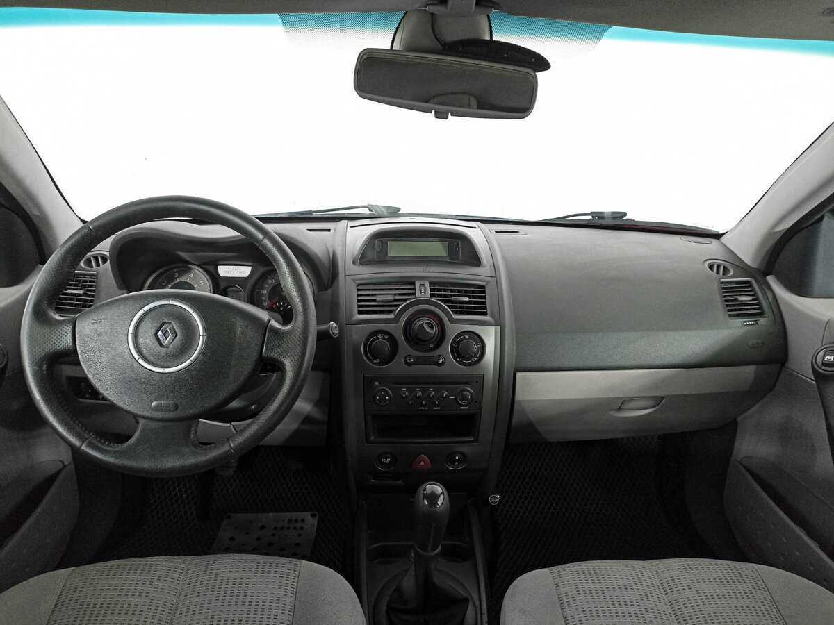 Купить Renault Megane с пробегом. Фото: #11