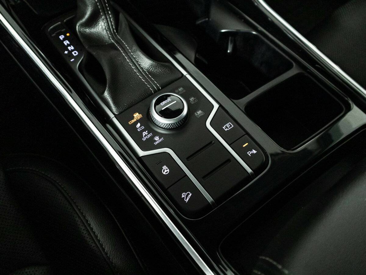 Купить Kia Sorento с пробегом. Фото: #22