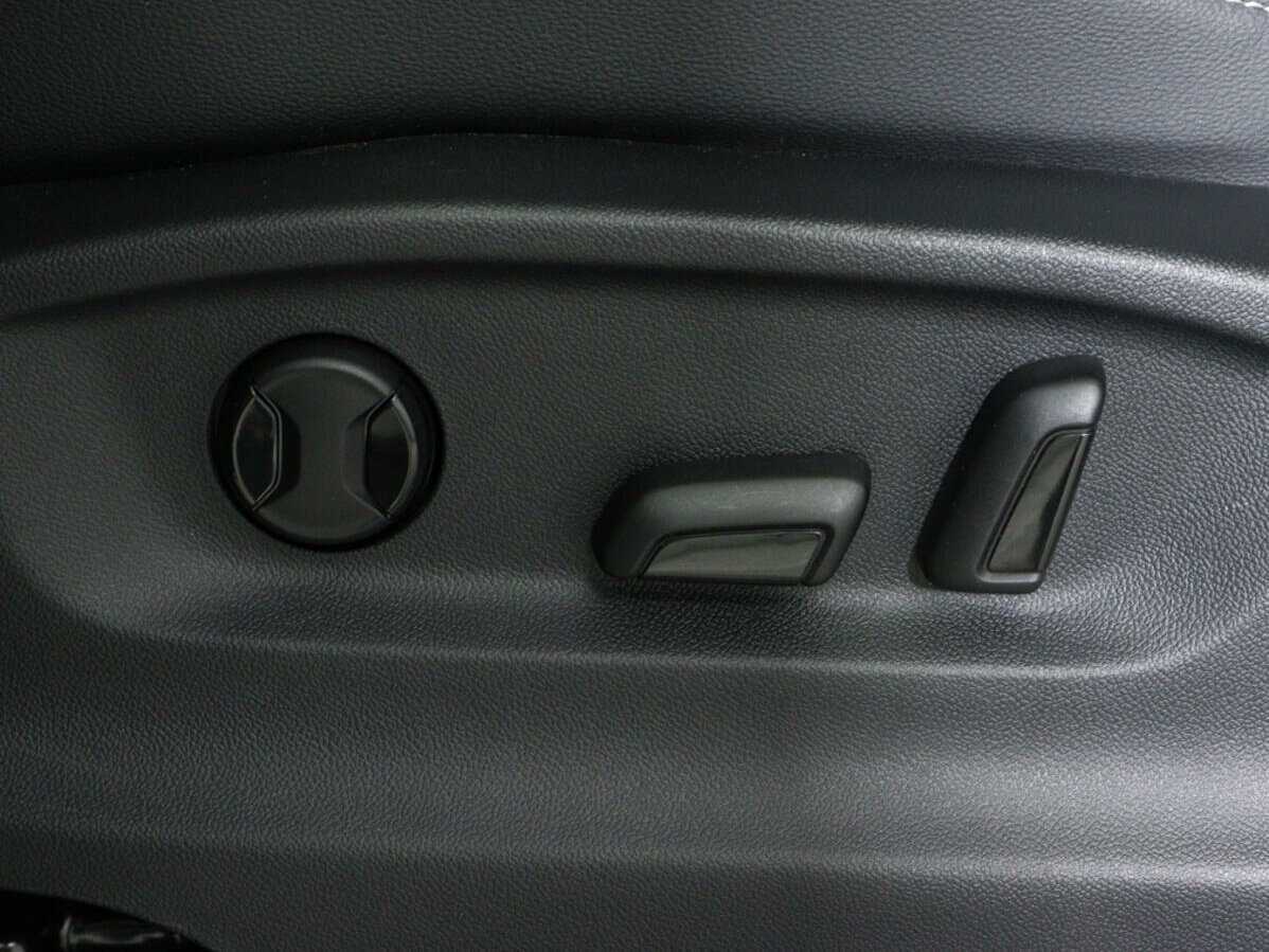 Купить Volkswagen Tiguan с пробегом. Фото: #18