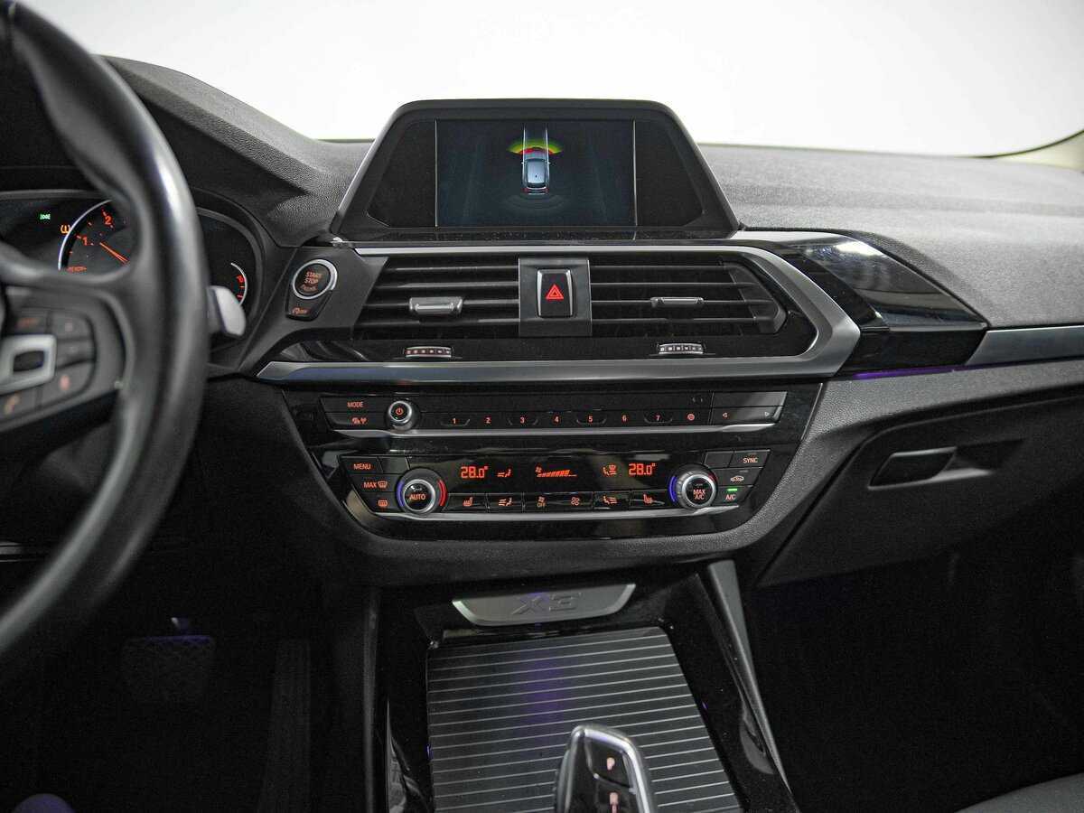 Купить BMW X3 с пробегом. Фото: #9