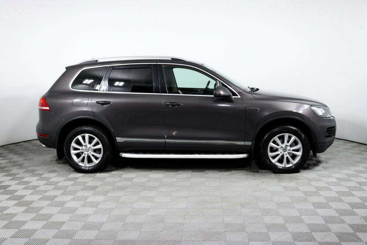 Купить Volkswagen Touareg с пробегом. Фото: #3