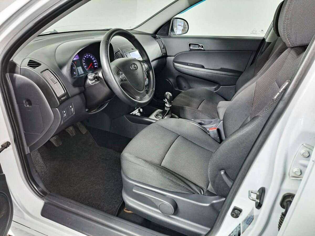 Купить Hyundai i30 с пробегом. Фото: #15