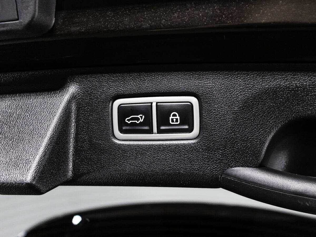 Купить Kia Sorento с пробегом. Фото: #15