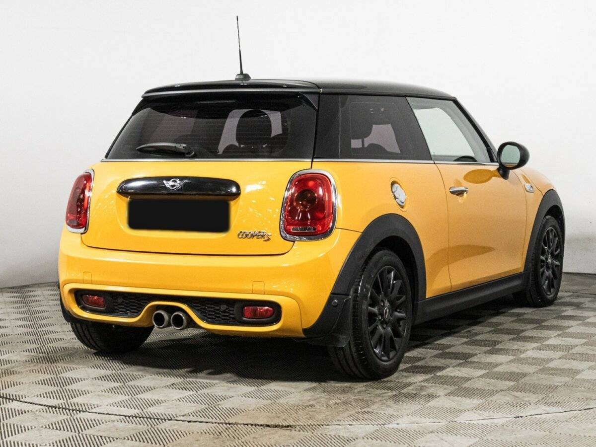 Купить Mini Hatch с пробегом. Фото: #4