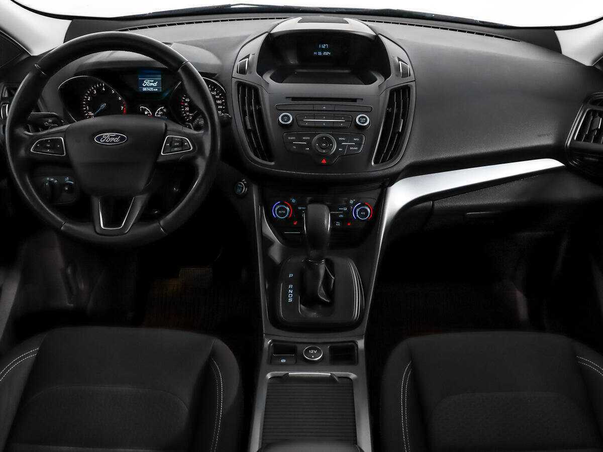 Купить Ford Kuga с пробегом. Фото: #12