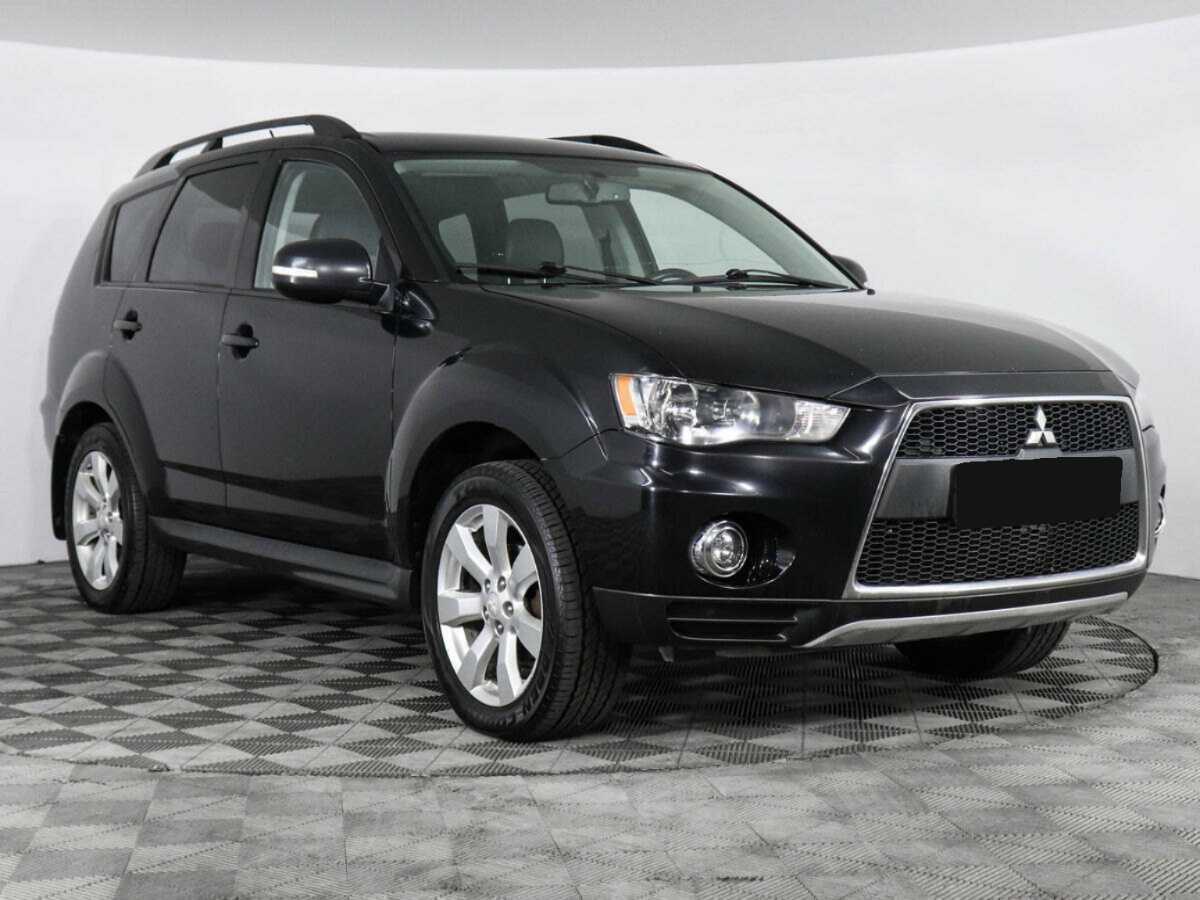 Купить Mitsubishi Outlander с пробегом. Фото: #1