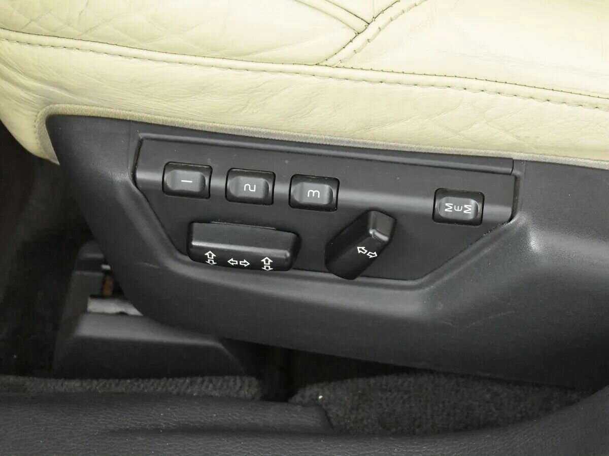 Купить Volvo S60 с пробегом. Фото: #6