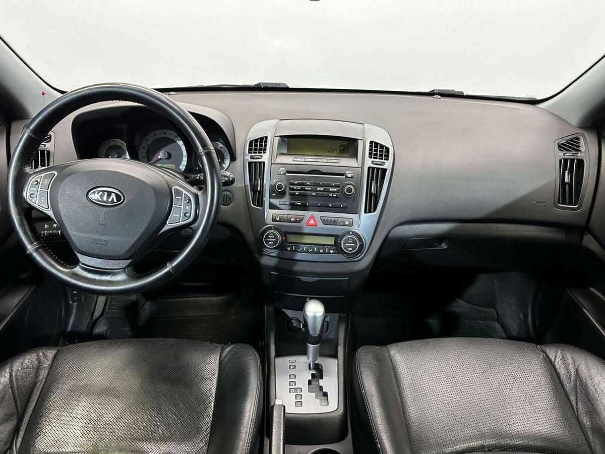 Купить Kia Ceed с пробегом. Фото: #8