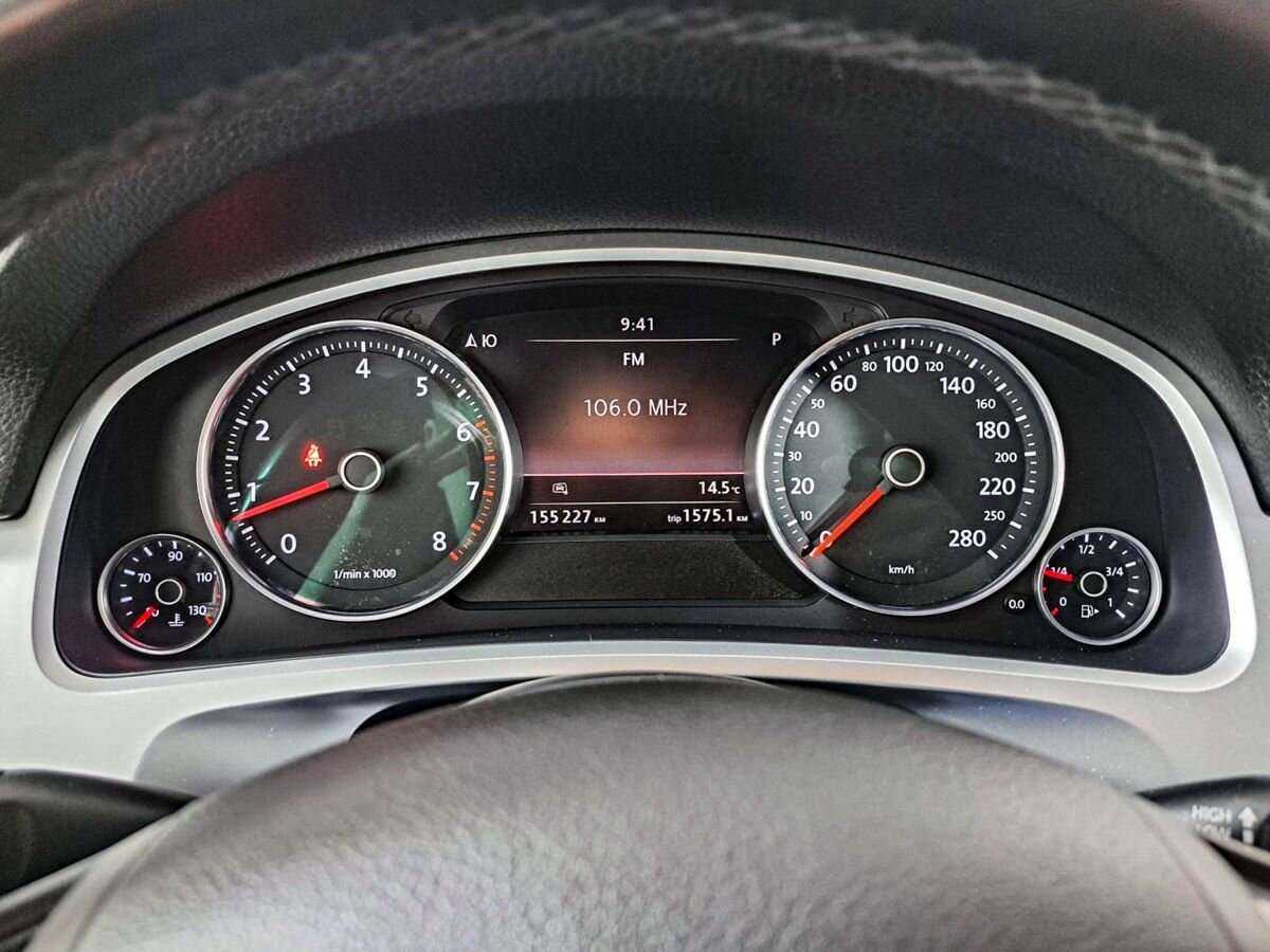 Купить Volkswagen Touareg с пробегом. Фото: #8