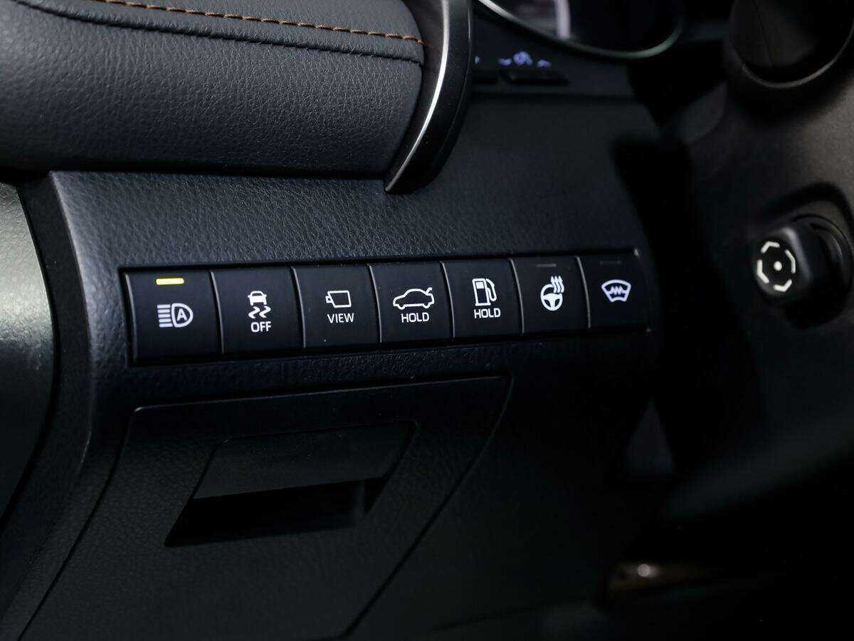 Купить Toyota Camry с пробегом. Фото: #20