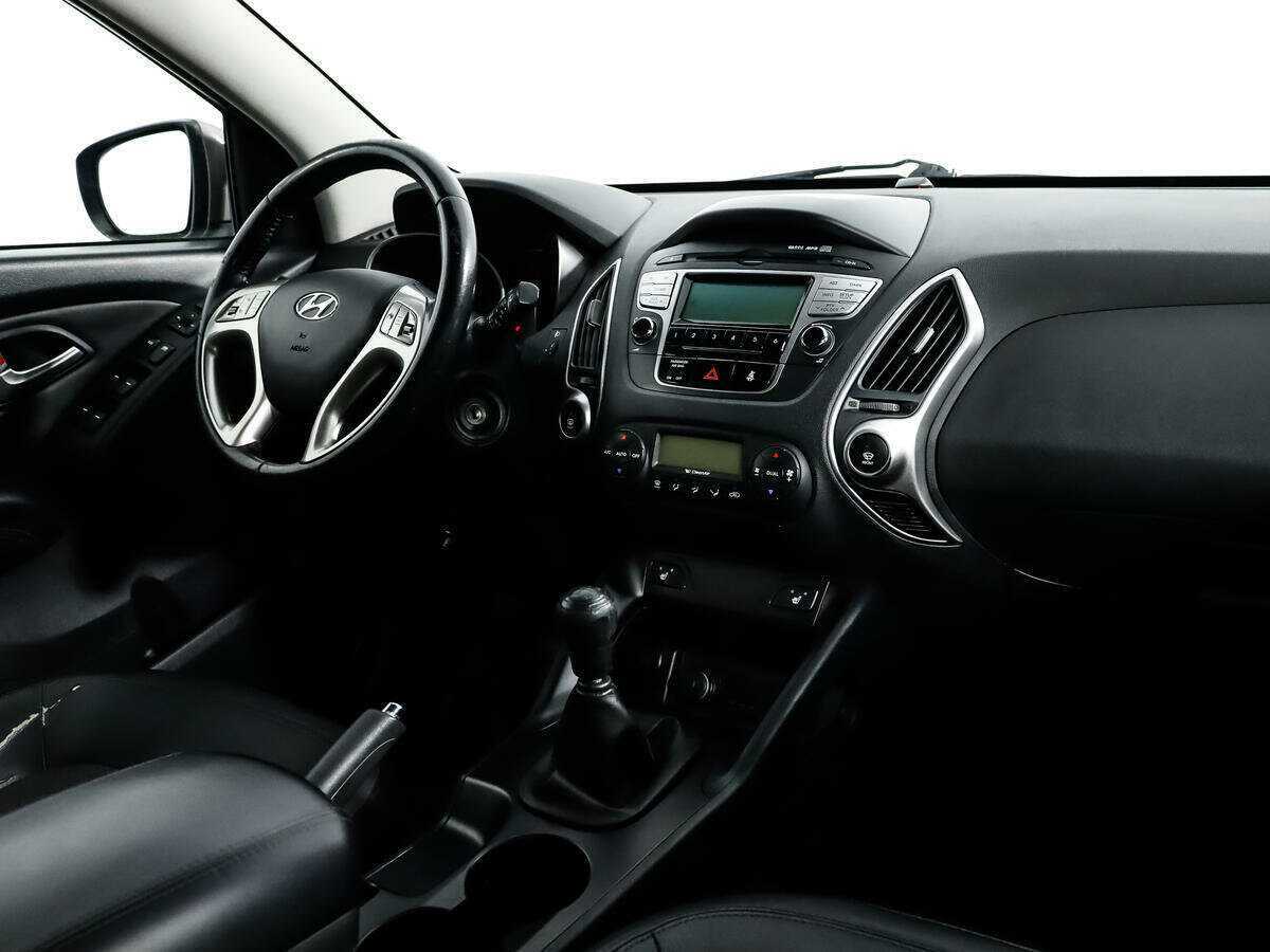 Купить Hyundai ix35 с пробегом. Фото: #10