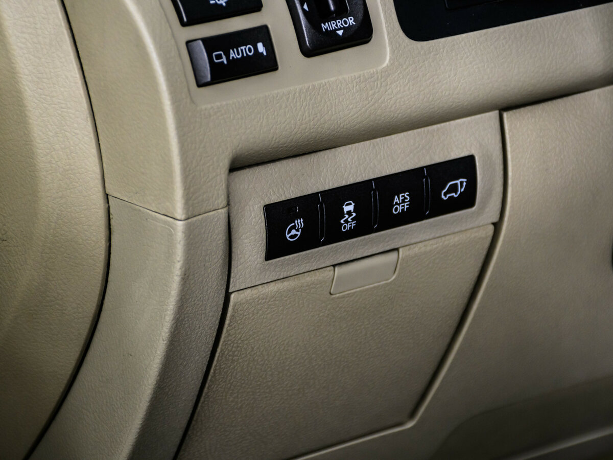 Купить Lexus LX с пробегом. Фото: #19