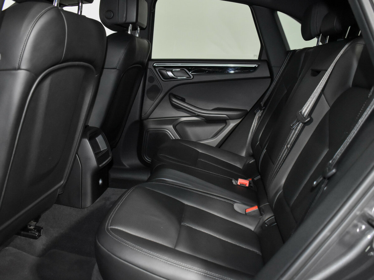 Купить Porsche Macan с пробегом. Фото: #9