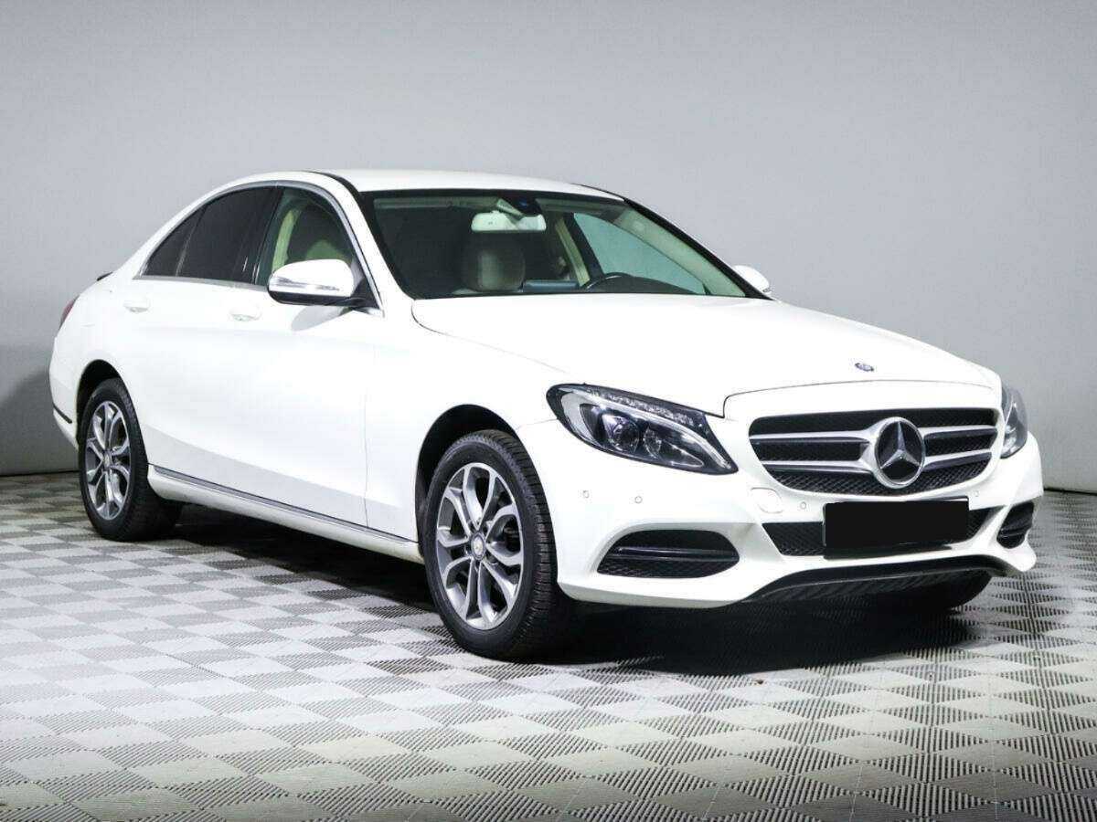 Купить Mercedes-Benz C-Класс с пробегом. Фото: #2