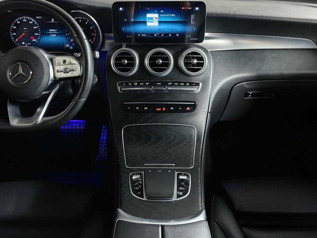 Купить Mercedes-Benz GLC с пробегом. Фото: #10